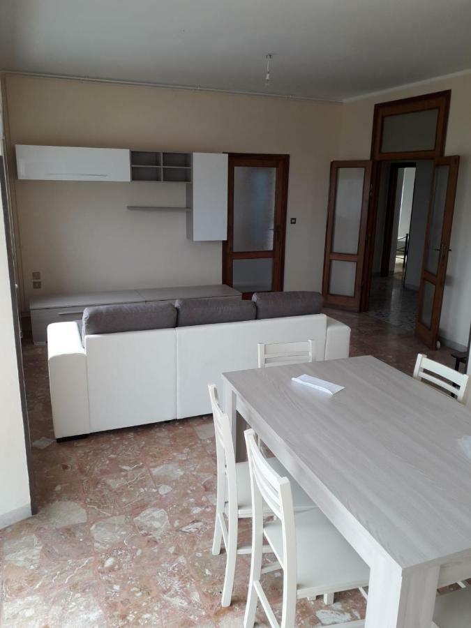 Casa Amelia Apartment Gargnano Exterior photo